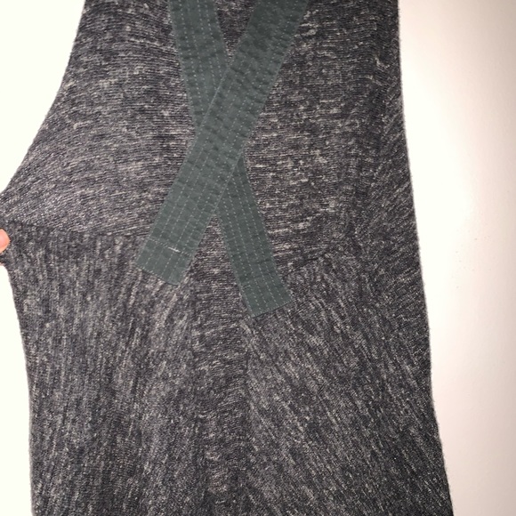 FREE PEOPLE LIMITED HIGH LOW/OPEN BACK BLOUSE - Picture 9 of 14